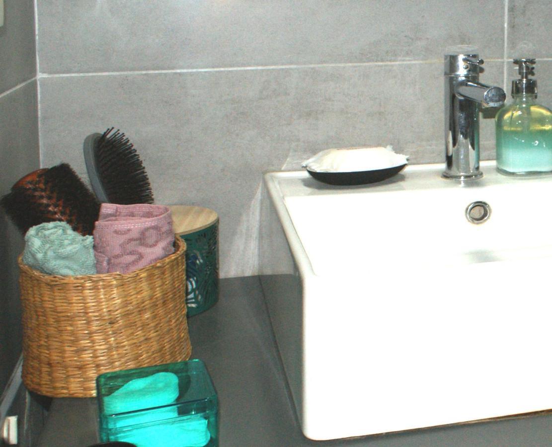Central Studio In Monastiraki Афины Экстерьер фото